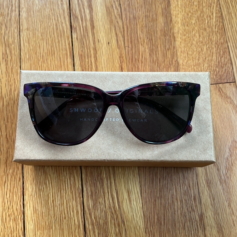 Shwood McKenzie women's amethyst sunglasses